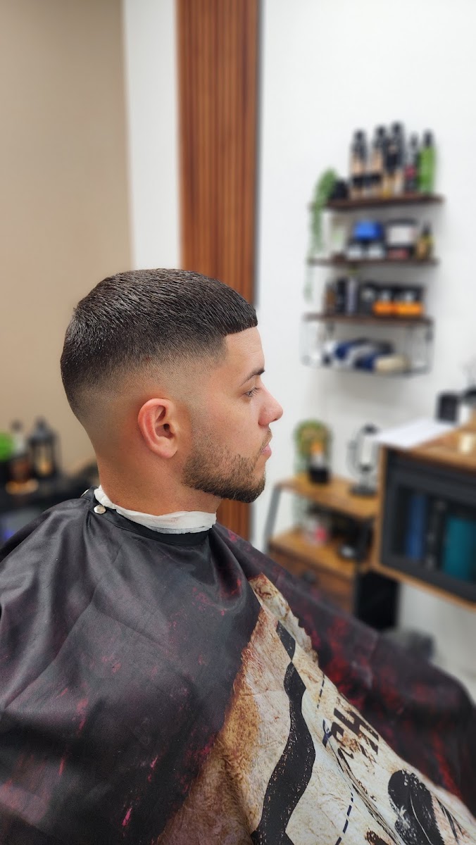 Moya Barber Shop - photo 4