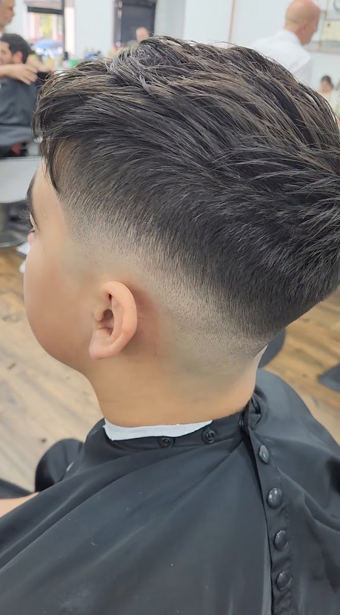 Moya Barber Shop - photo 5